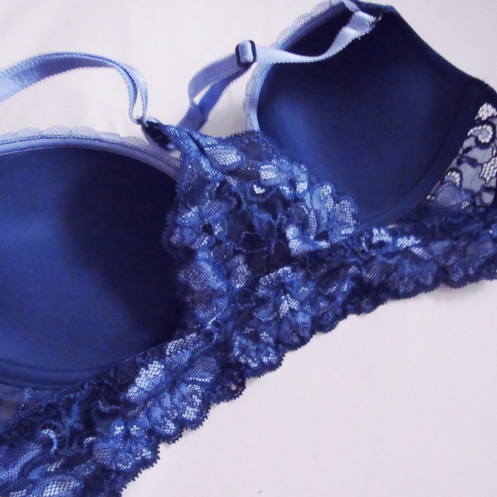 Adore Me Pushup Bra - Picture 2 of 2